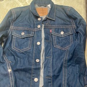 VINTAGE Levi trucker Jacket